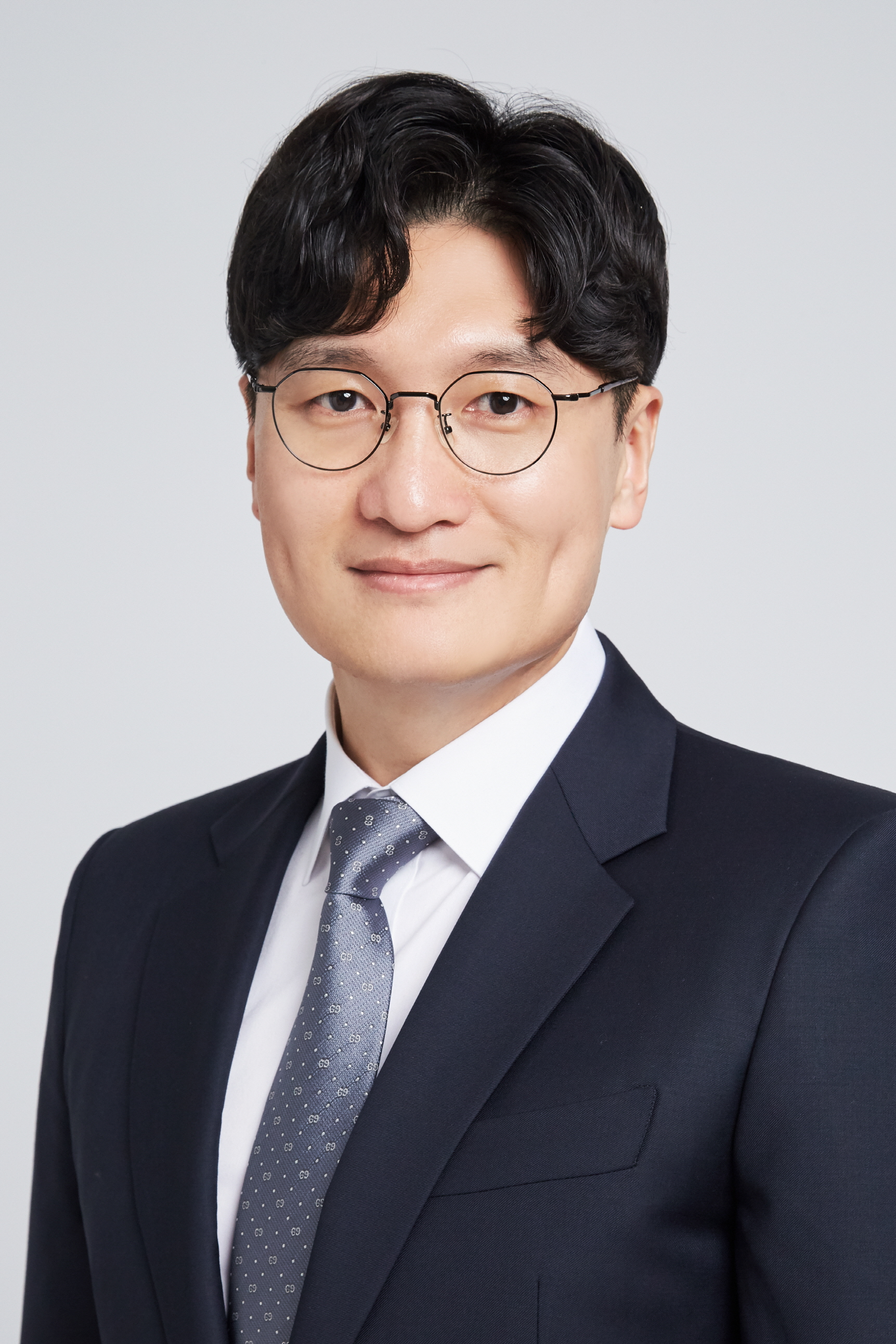 2. 이재혁 대표변호사.jpg